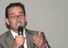 "Massimo Enzo, direttore commerciale: "Oggi il consumatore è confuso dalla grande varietà e diversità dei pomodori presenti in commercio e sui quali non sempre dispone di informazioni chiare. Inoltre, gli aspetti salutistici stanno diventando sempre più importanti nell'attenzione del consumatore"."