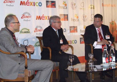 Un momento del dibattito con il pubblico.