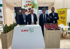 Il team Granfrutta Zani presente a Madrid: Enrico Silighini, Euro Bassi, Sandro e Antonio Zani
