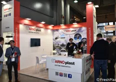 Arno Plast produce accessori a proprio marchio per Agricoltura professionale e Giardinaggio, destinati al mercato italiano ed internazionale.
