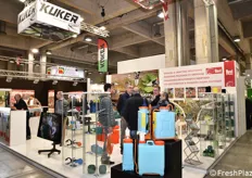 Kuker propone, da oltre 50 anni, una linea professionale di strumenti di taglio.