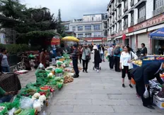 Siamo in Tibet, nella capitale Lhasa...