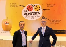 Thomas Oberhofer e Fabio Zanesco, rispettivamente presidente e direttore commerciale VI.P, l'Associazione delle Cooperative Ortofrutticole della Val Venosta.