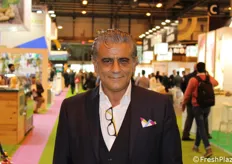 Claudio Romano, responsabile commerciale dell'azienda Romaneuro della provincia di Bari, produttrice di uva da tavola e che dal 2000 si occupa dell'import-export di frutta e verdura nei più importanti mercati europei.