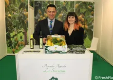 Onorato Vespoli e Camilla Losito dell'Azienda agricola La Sirenetta. Tra le attività principali, quella della produzione del Limoni di Sorrento IGP "Ovale di Sorrento".