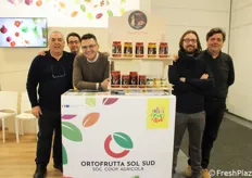 Enrico Principe, Antonio Di Lello, Espedito Armiento, Francesco Maiorano e Benvenuto Iacullo della società cooperativa Ortofrutta Sol Sud.