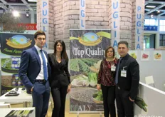 Cataldo Faretra, Marianna, Maria e Giovanni Pasquariello dell'azienda agricola Giovanni Pasquariello di Carapelle (FG).