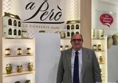 Gerardo Scarano, titolare dell'azienda Le Conserve Daune, specializzata nella lavorazione di carciofo violetto pugliese che distribuisce a marchio "a Però" anche per i mercati esteri