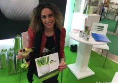 Mariapia Paolillo, co-titolare dell'azienda Paolillo, presenta a Tuttofood 2019 un gustosissimo cocktail da succo di finocchio e una linea di cosmetici naturali