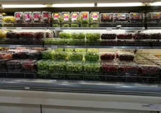 Display dell'uva in un supermercato di Dubai. Qui entra solo l'alta qualità