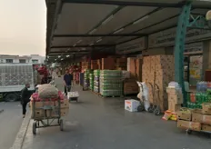 Altra immagine del mercato ortofrutticolo di Dubai