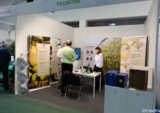 Lo stand della Pollinatore, dedicata all'impollinazione entomofila delle piante