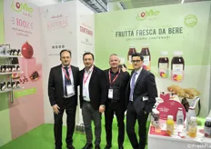 Frutta di qualità da bere a marchio Lome. Da sinistra Dario Delisi, Davide Delisi, Pierluigi Zaffarani e Claudio Scandola