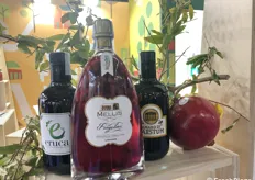 Mellis produce un particolare liquore realizzato con Fragoline di bosco e un Amaro di Paestum processato con carciofo di Paestum IGP.
