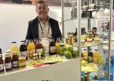 Fabio Trunfio, titolare e responsabile commerciale dell'azienda agricola Patea. L’azienda è specializzata nella produzione di succhi, nei gusti di bergamotto, limone e arancia e oli essenziali.