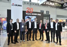 Ulma festeggia i 20 anni. Al centro del team il general manager Maurizio Zioni 