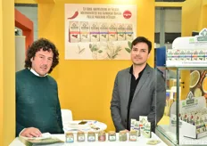 Luciano Internicola e Davide D'Isidoro in rappresentanza di Aromathica, specialista in erbe aromatiche