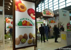 Stand dell'associazione di produttori Eur.Op.Fruit